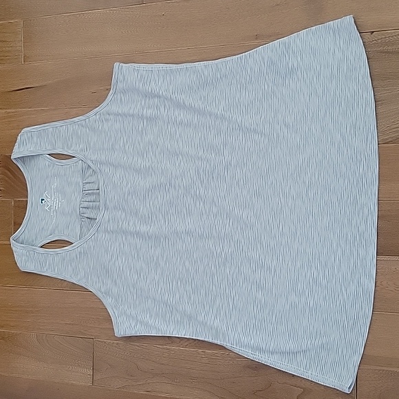 Kuhl Aspira Tank Top Racer Back Pleated Gray White Stripe Large style 8379 - Picture 2 of 10